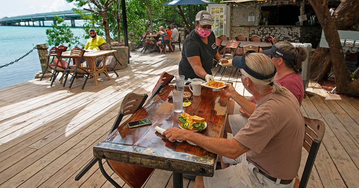 Florida Keys Restaurants Get To Stay Open An Hour Later CBS Miami