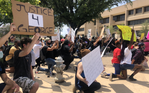 Arlington protesters 