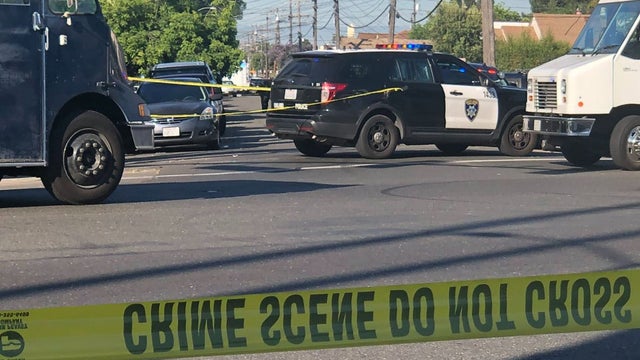 oakland-standoff.jpg 