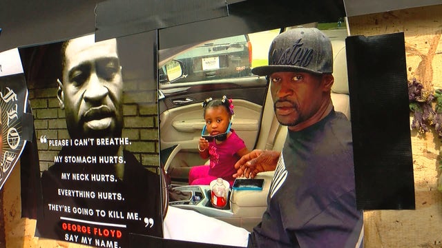 George-Floyd-Photos-At-Memorial.jpg 