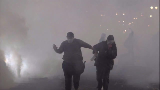 cbsn-fusion-tear-gas-is-being-used-on-us-protesters-where-did-it-come-from-thumbnail-495815-640x360.jpg 