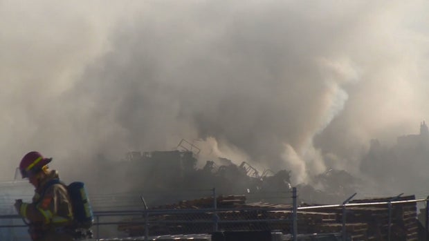 GOODWILL STORE FIRE 5VO.transfer_frame_202