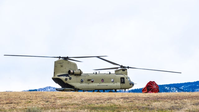 water-bucket-training-file-pic-CO-Natl-Guard-2.jpg 