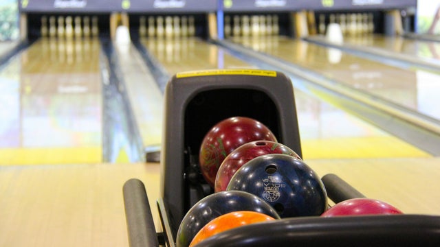 bowling-237905_1920.jpg 