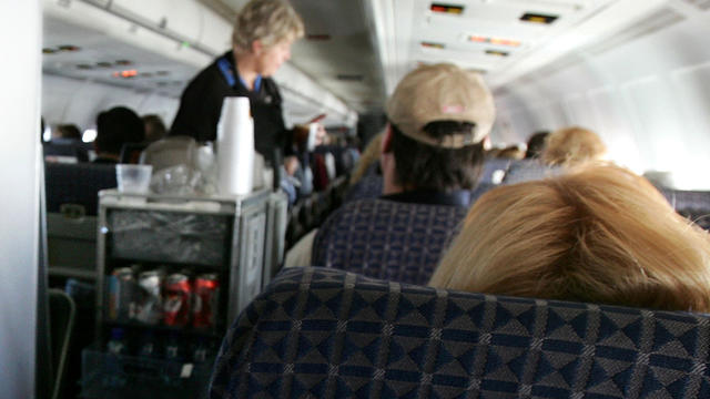 flight-attendant-drink.jpg 