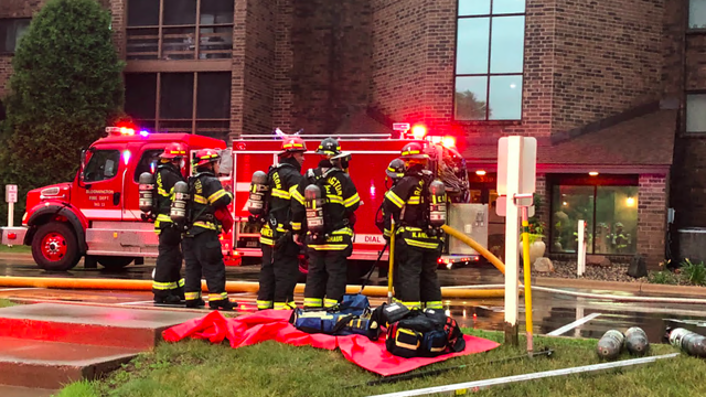 Lightning-Strikes-Bloomington-Apartment-Building.png 