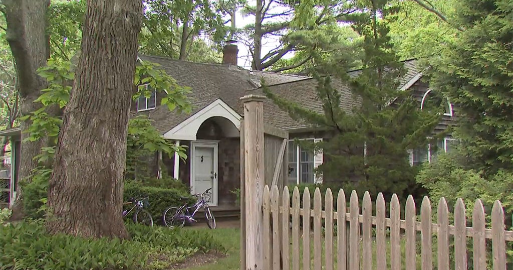 Westhampton Couple Stranded In Florida, Unable To Force Squatter From