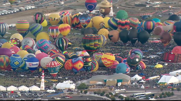 BALLOON FESTIVAL CANCELED 10 PKG.transfer_frame_885 