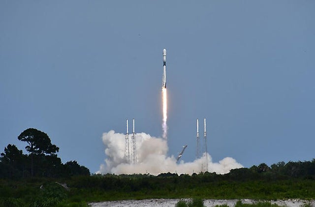 063020-launch2.jpg 