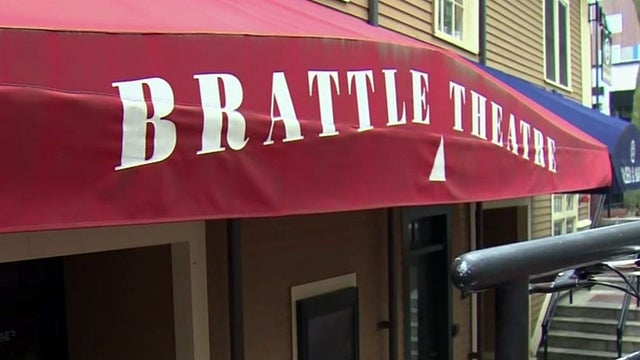 BrattleTheatre-2.jpg 