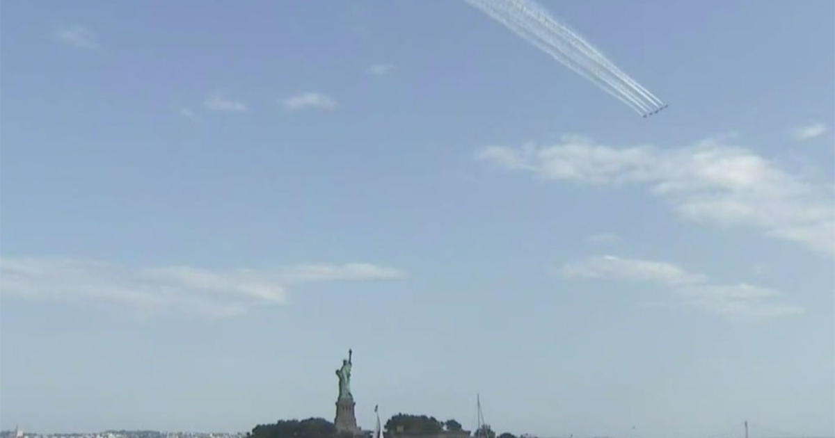 Bombers, Fighter Jets Fly Over NYC For July 4th Celebration CBS New York