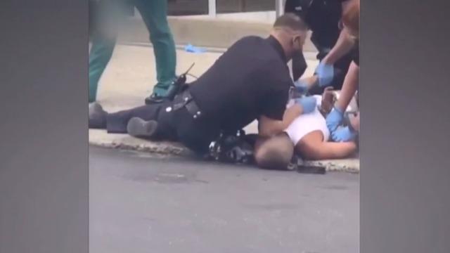 cbsn-fusion-allentown-police-investigating-after-officer-places-knee-on-mans-neck-thumbnail-513396-640x360.jpg 