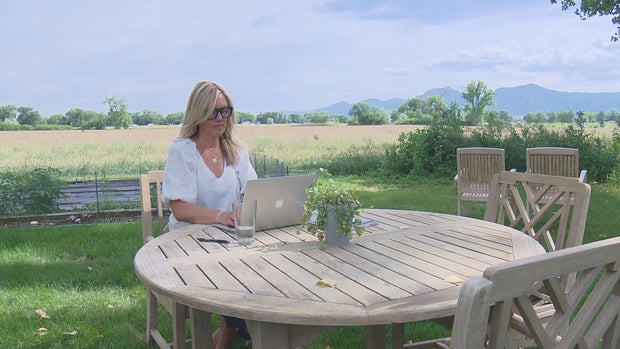 Pandemic of Love Interviews KH 01 TITLE13103 concatenated 121640_frame_64923 