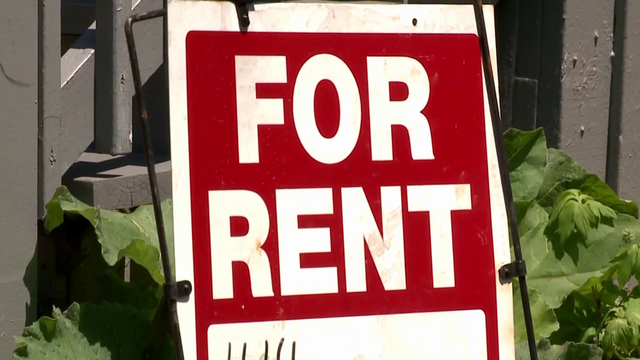 for-rent-sign-daytime.png 