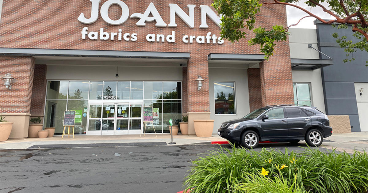 JOANN Fabric CEO Says He's Willing To Lose Customers Over New Mask Policy -  CBS Pittsburgh