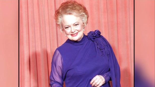 cbsn-fusion-olivia-de-havilland-known-for-roles-in-gone-with-the-wind-and-to-each-his-own-dies-at-104-thumbnail-521012-640x360.jpg 