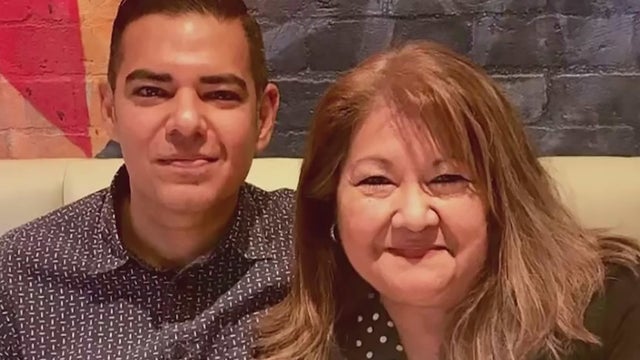 long-beach-mayor-and-mom.jpg 