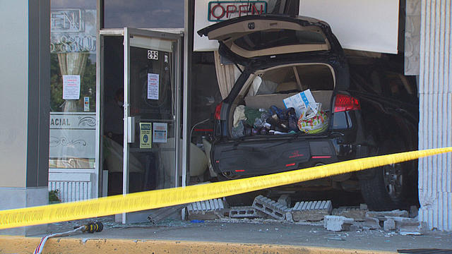 MEDFORD-CAR-IN-BLDG-CAM-RAW-3_frame_2661.jpg 