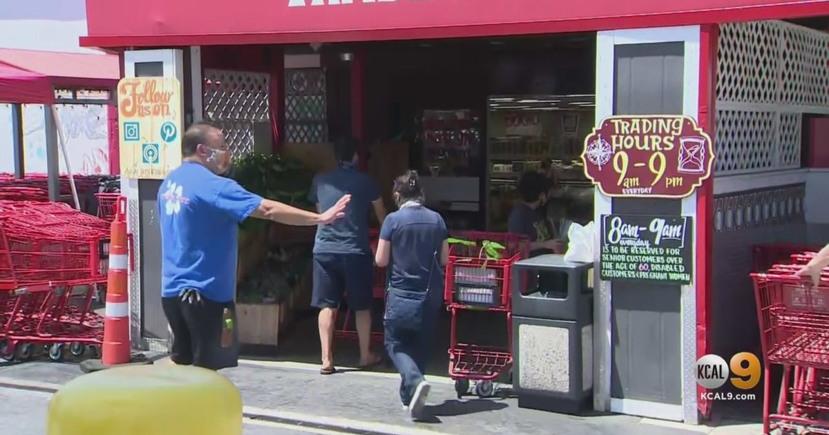 Trader Joe's Reports 1,250 COVID19 Cases Among Employees, 95 Return