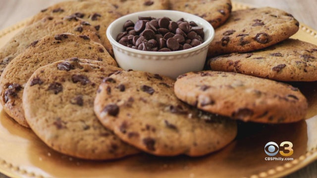 chocolate-chip-cookies.jpg 