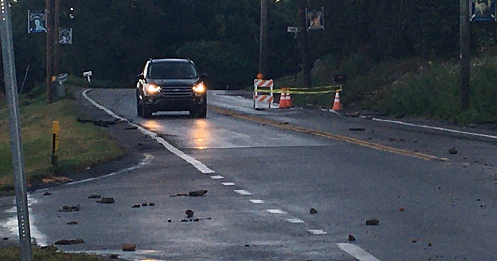 Water Main Break Shuts Down One Lane Of Library Road - CBS Pittsburgh