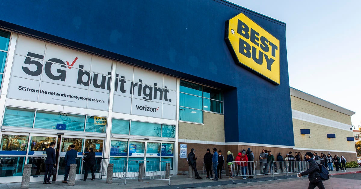 Best Buy Joins Walmart, Target, Dick's Sporting Goods In Closing Stores ...