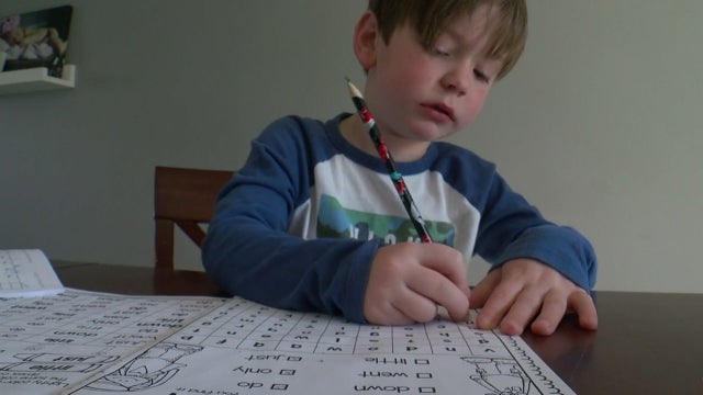 kids-learning-distance-.jpg 
