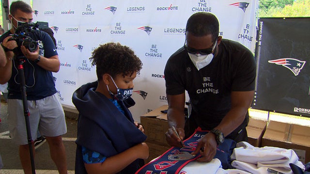 C-BURTON-PATRIOTS-VOTING-EVENT-PKG-1_frame_1825.jpg 