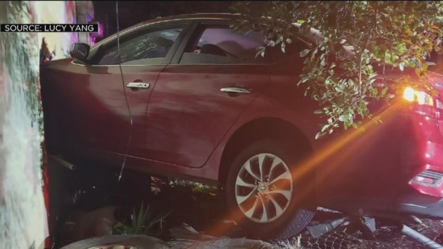 car-crash-house.jpg 