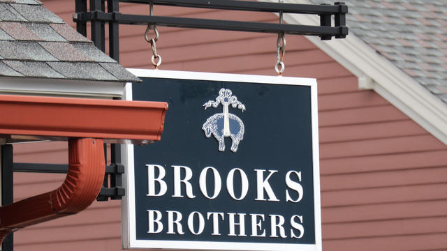 Brooks Brothers Store at Woodbury Commons Premium Outlets Mall 