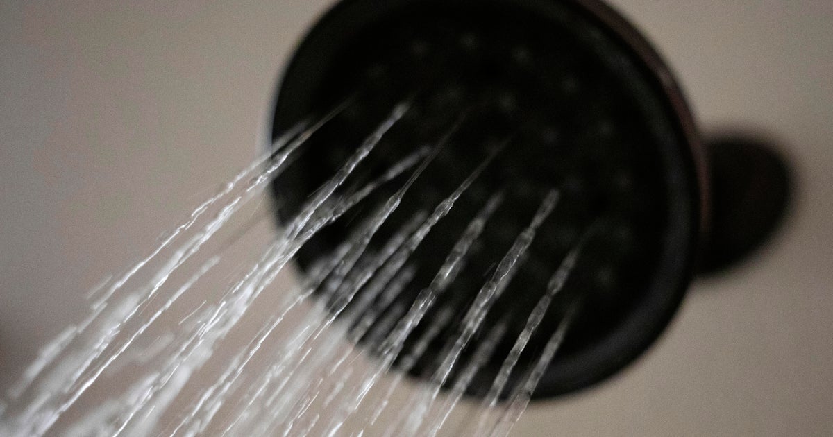 Addressing Trump pet peeve, administration wants showerhead rules