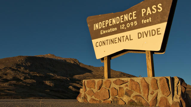 Independence-Pass.jpg 