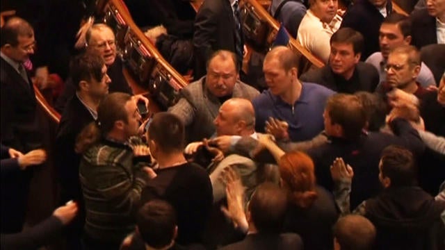 world-0220-ukraineparlbrawl-640x360.jpg 