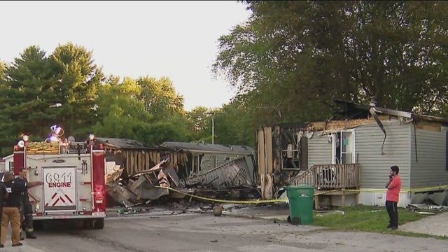 NewChicagoINTrailerFire.jpg 