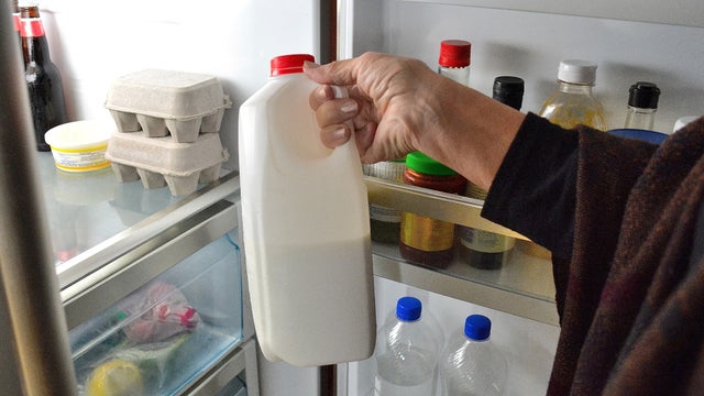 refrigerator-milk-1-19.jpg 