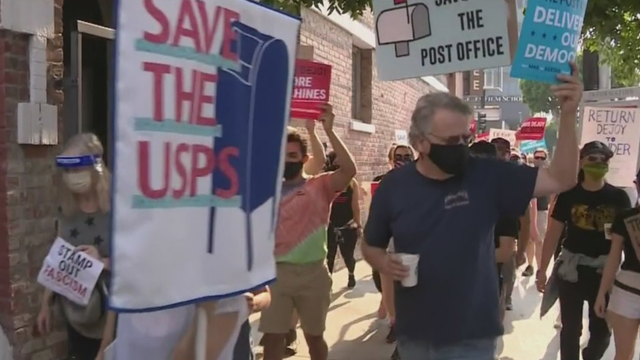 USPS-Postal-Service-Rally-Hollywood.png 