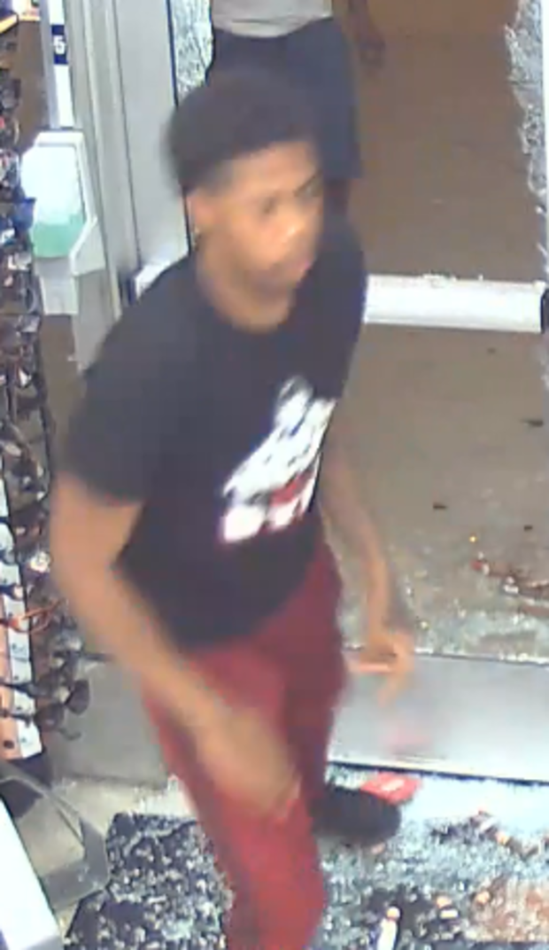24 AUG 20- Seeking to Identify- 018th District- 600 Block of North Kingsbury pic 2 