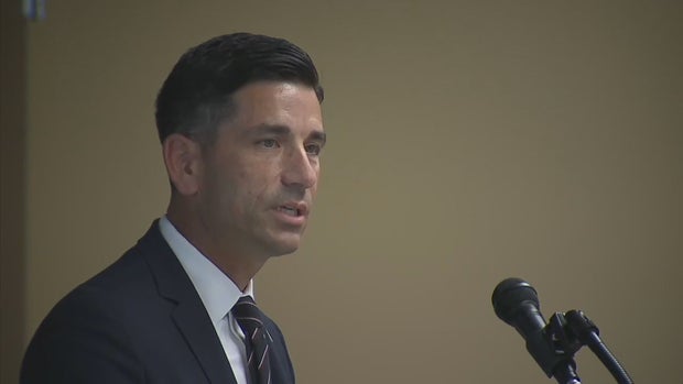 CHAD WOLF AT NATURALIZATION 5SOTVO.transfer_frame_101 