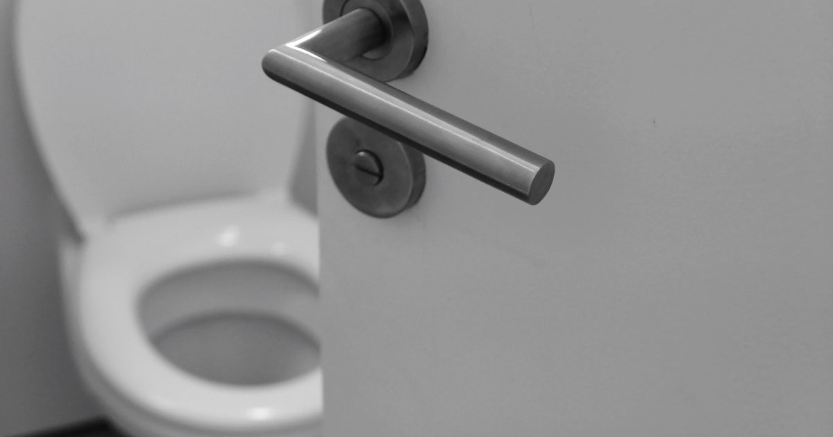 How did COVID show up in the bathroom of a longvacant apartment, and