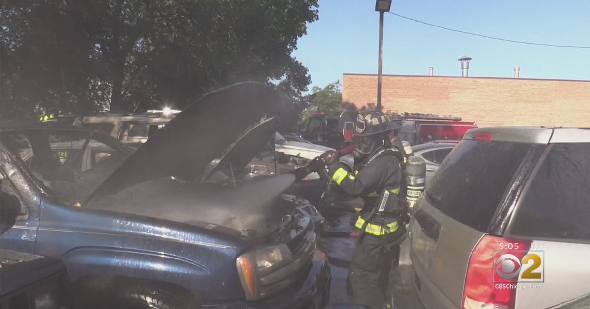 Fire Destroys Nearly 2 Dozen Cars At Villa Park Used Car Lot CBS Chicago