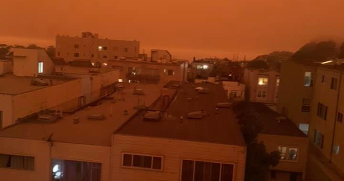 Wildfire smoke creates eerie scene at Giants, A's baseball games