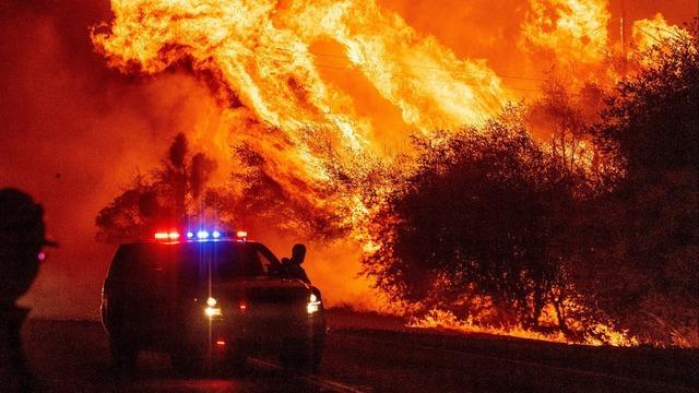 cbsn-fusion-massive-wildfires-california-western-states-thumbnail-544474-640x360.jpg 