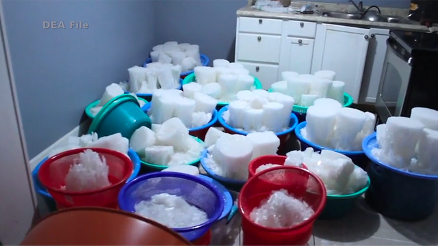 DEA-crystal-meth.png 
