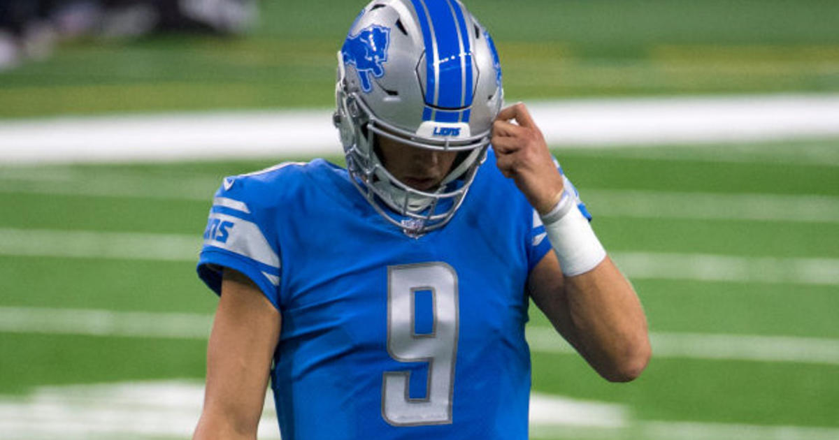 Detroit Lions fall apart in fourth quarter, drop opener to Chicago Bears