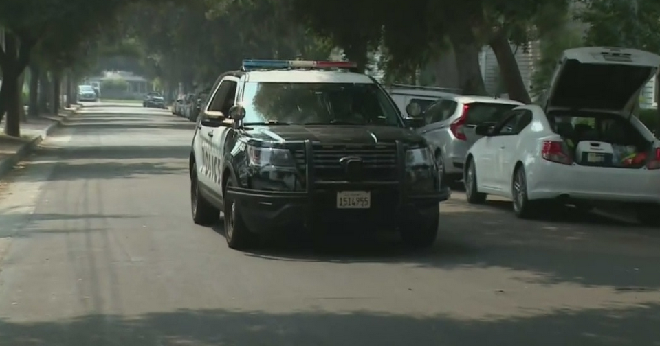 Police Investigate Two Shootings In Pasadena - CBS Los Angeles