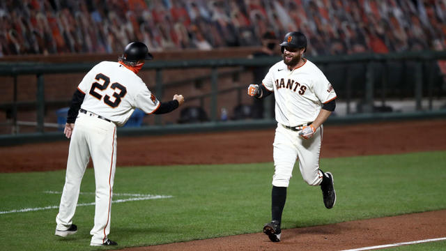 giants_mariners_1272904710.jpg 