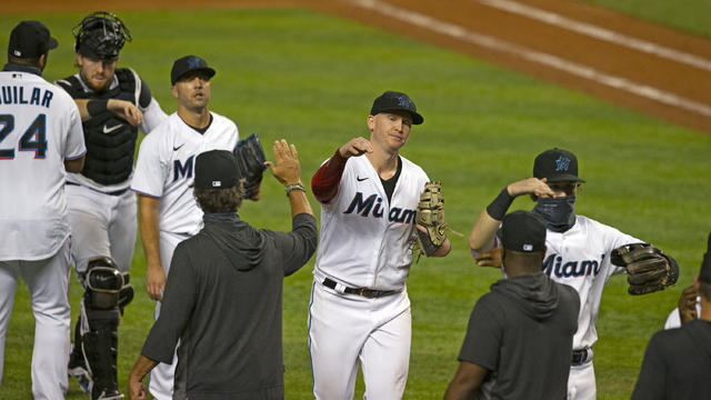 Marlins-916.jpg 