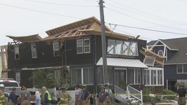 NJ-house-collapse.jpg 