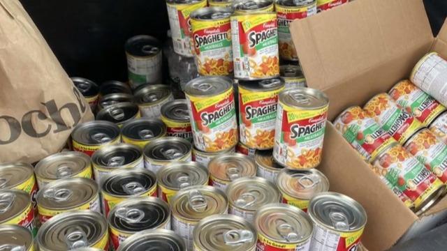 cbsn-fusion-hundreds-of-cans-of-spaghetti-os-sent-to-mom-and-daughter-with-autism-thumbnail-554550-640x360.jpg 