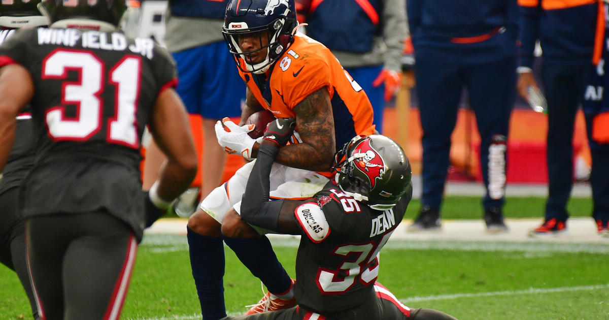 Buccaneers 28, Broncos 10